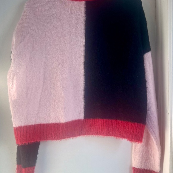 Modcloth Black Friday "Just For Contrast" Cardigan Size S in Pink, Red and Black - Picture 6 of 10